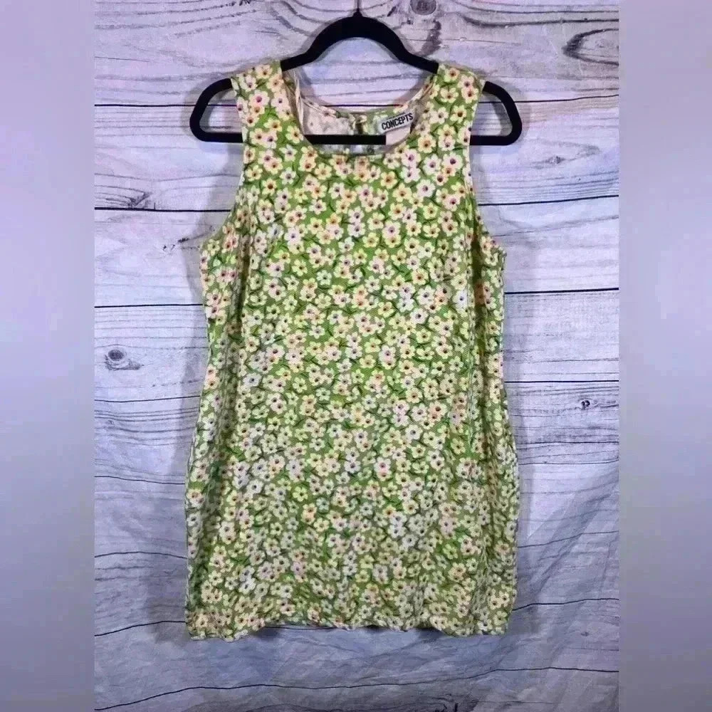 California Concepts Vintage Daisy Patterned Dress